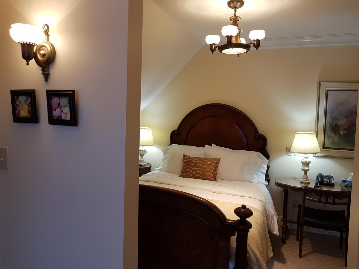Manoir Chamberland (Adults Only) Hotel Montebello Exterior foto